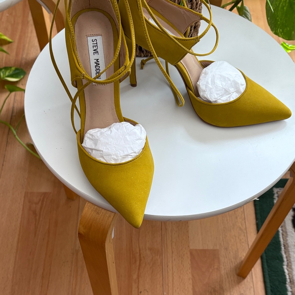 Steve Madden Mustard Yellow Strappy Heels